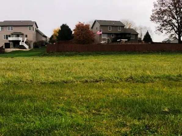 2955 N Morning Glory Ave #75, Rolling Prairie, IN 46371