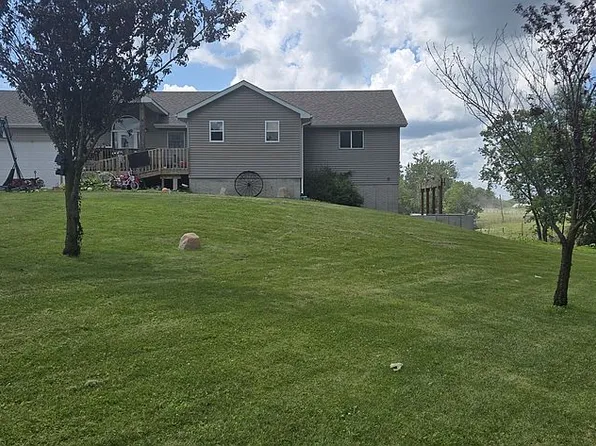 303 SW B St, Melcher, IA 50163