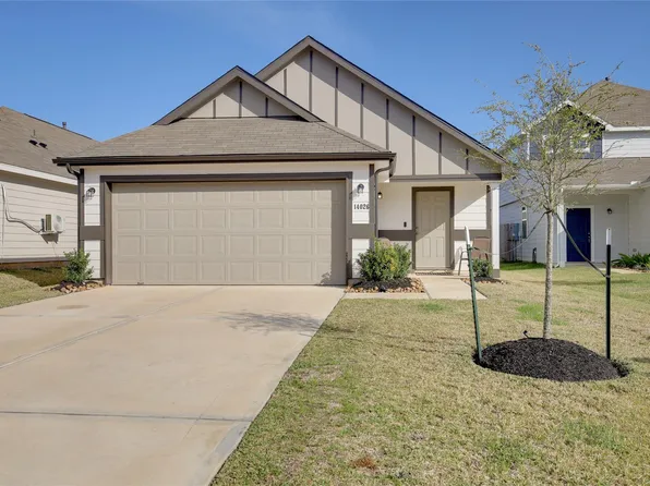 14026 Chinook Dr, Conroe, TX 77384