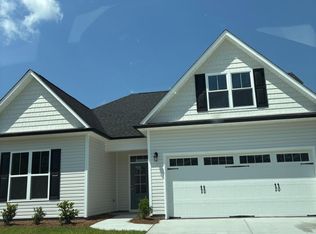 945 Sunray Ln NE, Winnabow, NC 28479