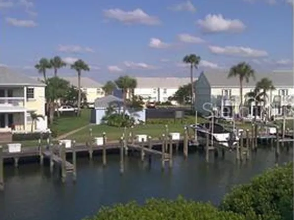 4728 BEACH DRIVE SE #B, ST PETERSBURG, FL 33705