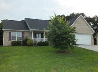 1239 Swan Pond Ln, Knoxville, TN 37914