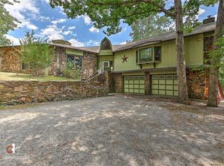 3409 Ridge Rd, Siloam Springs, AR 72761