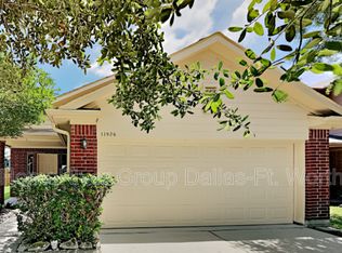 11926 Rolling Stream Dr, Tomball, TX 77375