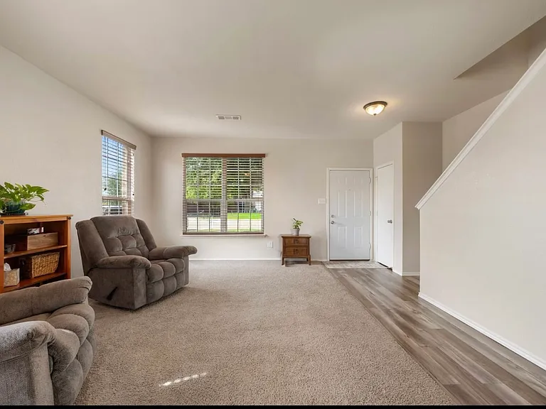 5004 Senator Dr — Photo 6