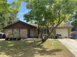 2909 S Pineway Dr, Plant City, FL 33566