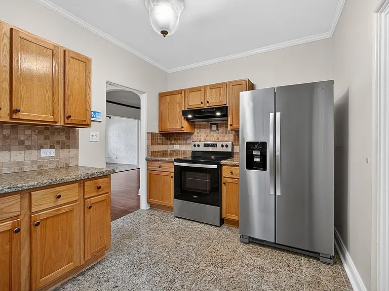 616 Upland Rd — Photo 22