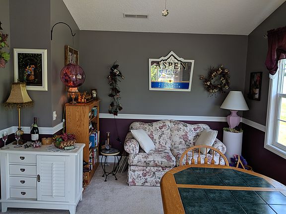 4th image of 1482 Chesapeake Ave