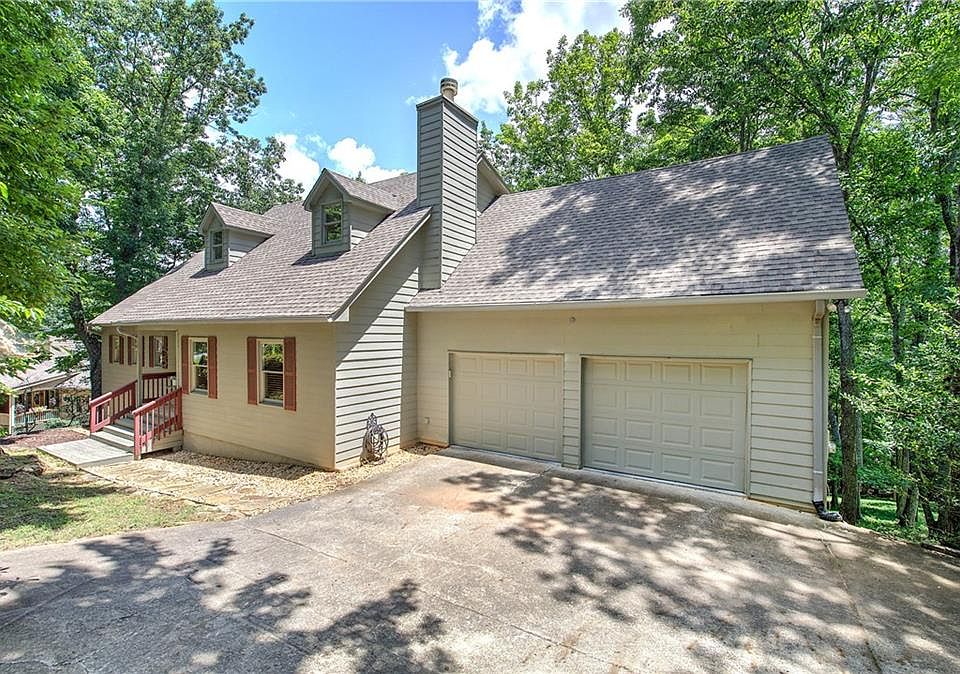 1st image of 376 Alpine Dr