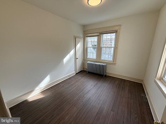 5th image of 305 W Wayne Ave Floor 1