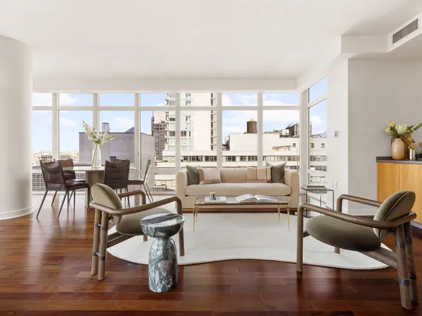 207 East 57th Street 23A image 1 of 8
