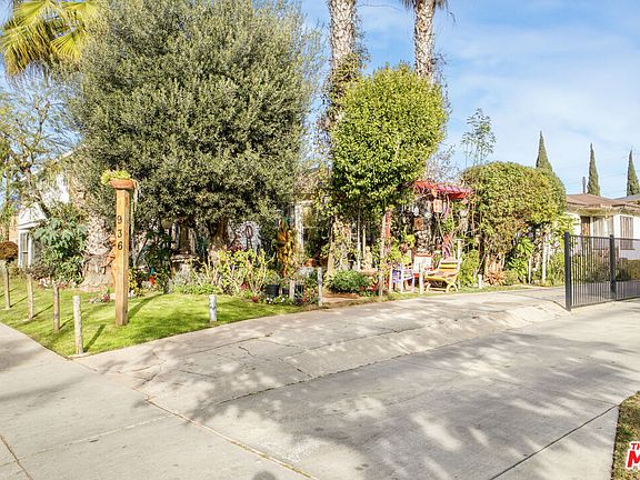 3rd image of 936 N Inglewood Ave