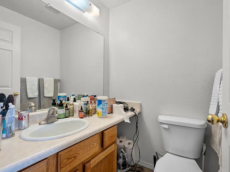 718 W 1720 N #227 — Photo 6