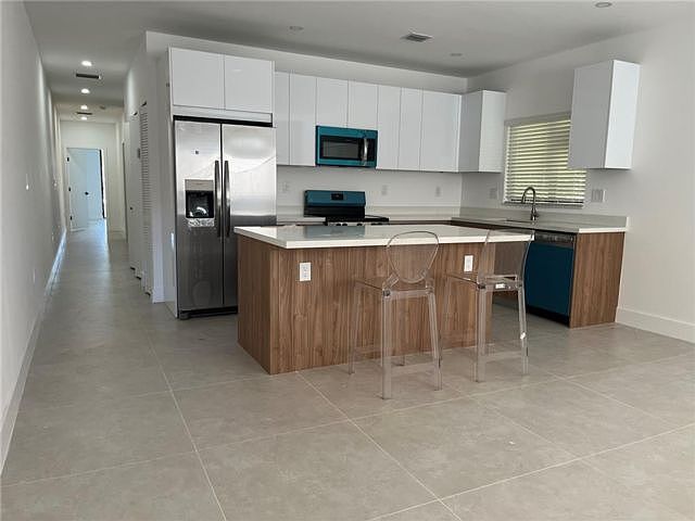 1st image of 119 NW 5th Ave
