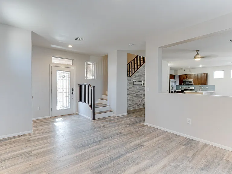 860 Viento Del Montagna Ave — Photo 11