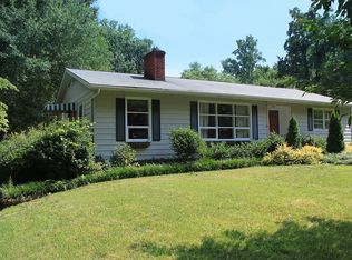 3016 Kinnamon Rd, Winston Salem, NC 27104