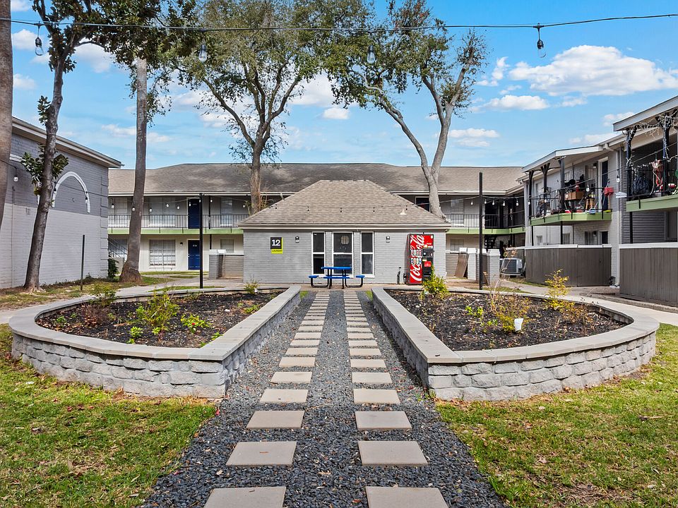1st image of 8100 Bellaire Blvd #304