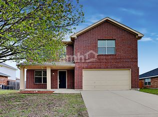 219 Meagan St, Waxahachie, TX 75165
