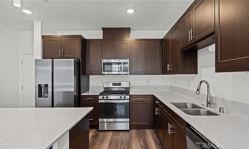 1st image of 35172 Grove Trl