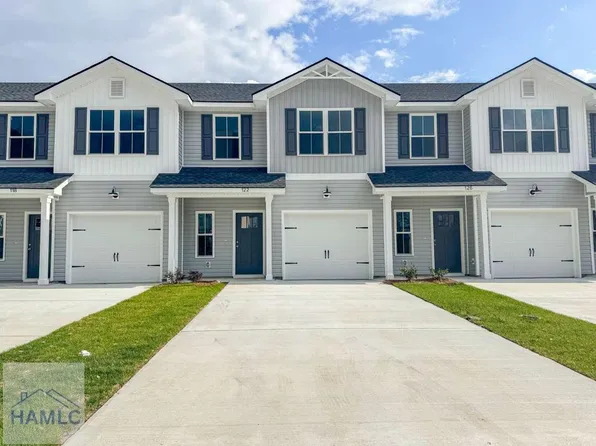 127 Heirloom Rd, Hinesville, GA 31313