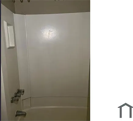 5250 Aquarius Dr #5250 — Photo 3