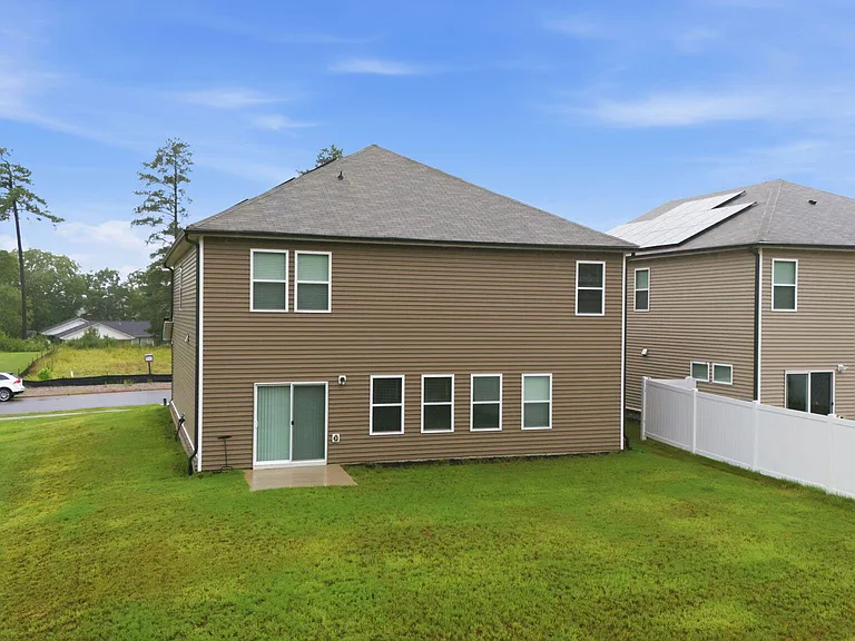 104 Acorn Grove Rd — Photo 12