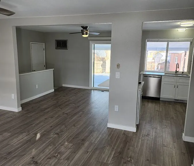 16307 E Brunswick Pl — Photo 3