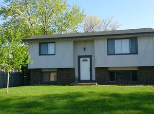 7421 74th Way N, Brooklyn Park, MN 55428