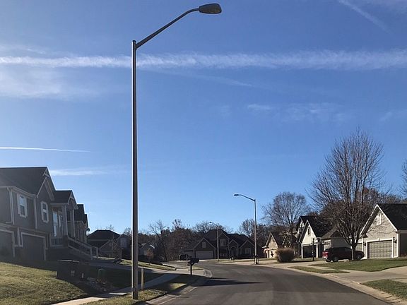 2nd image of 5707 N Hull Ct