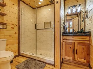 (Undisclosed Address), Sevierville, TN 37876