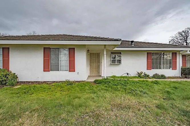 3631 Ladera Way photo 1
