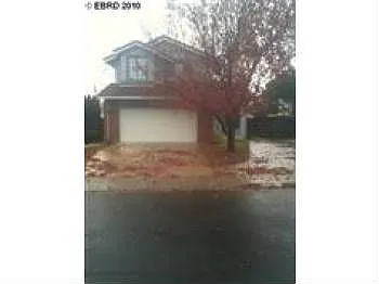 2951 Honeynut St photo 1