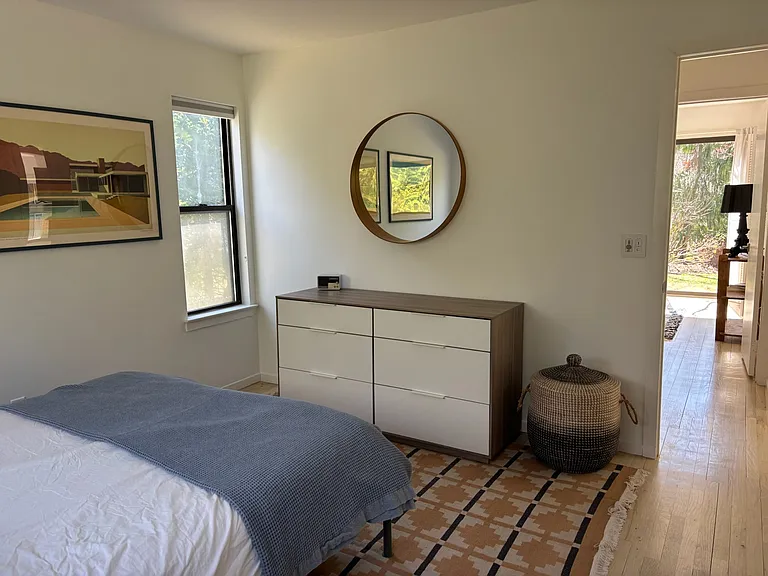 8 Wooded Oak Ln — Photo 16
