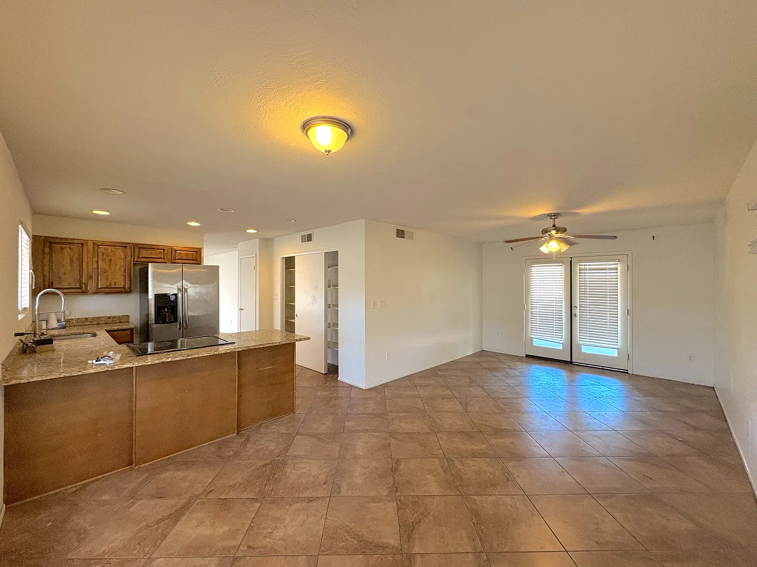 3 bed, 1308 sqft, $2,250 — Photo 4