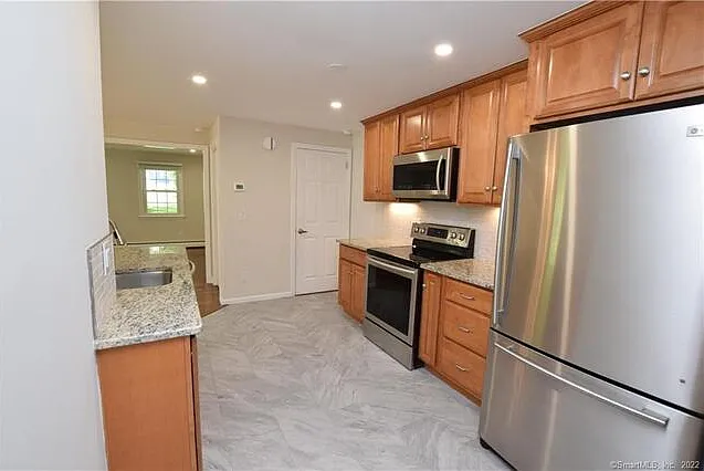 108 Clinton St #108 — Photo 6