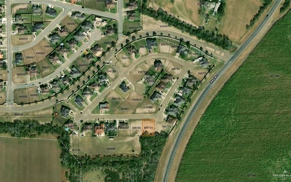 2nd image of 419 Mi Vida St