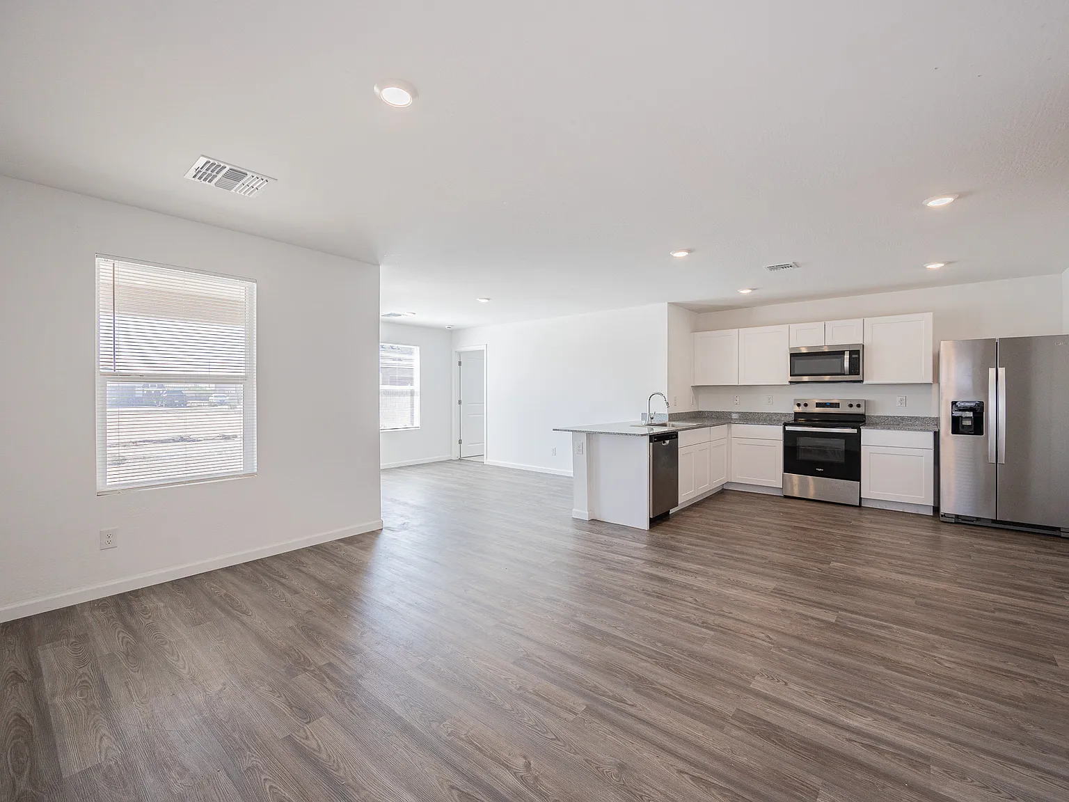 8693 W Valdez Dr, Arizona City — Photo 4
