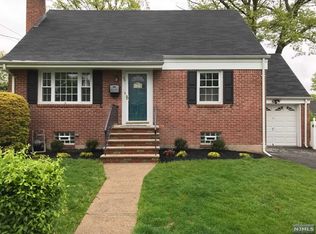 23 Walnut St, Dumont, NJ 07628