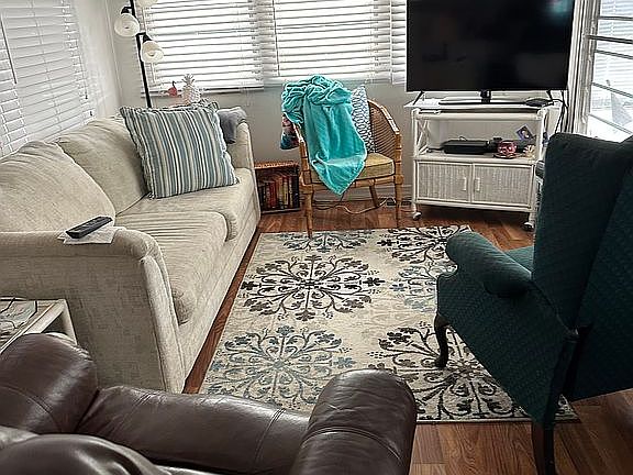 5th image of 146 Vista Rd