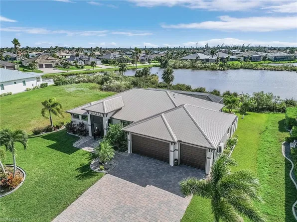 16811 Prince Phillip CT, CAPE CORAL, FL 33991