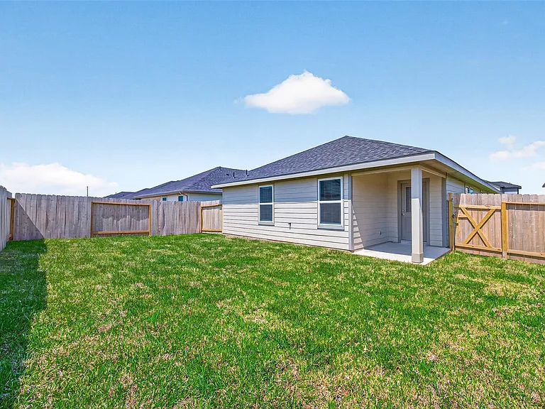 3030 Holland Lakes Dr — Photo 47