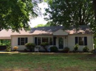 141 Longhook Rd, Eden, NC 27288