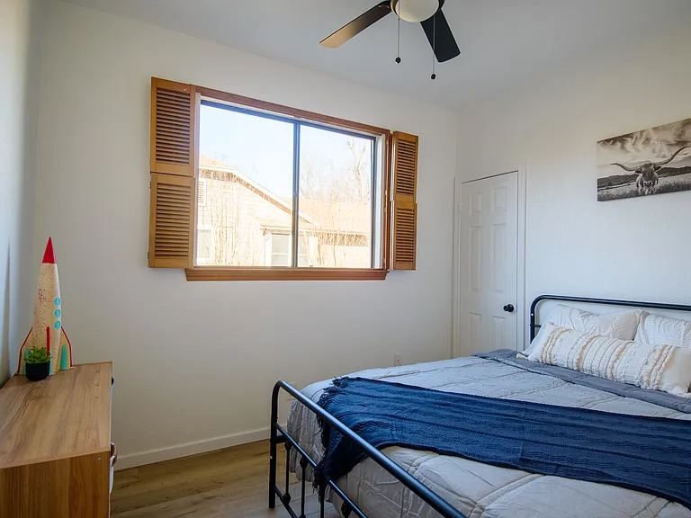 12905 Tilghman Trl — Photo 13
