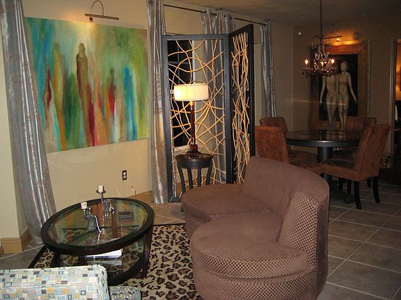 Sitting Nook in Kitchen