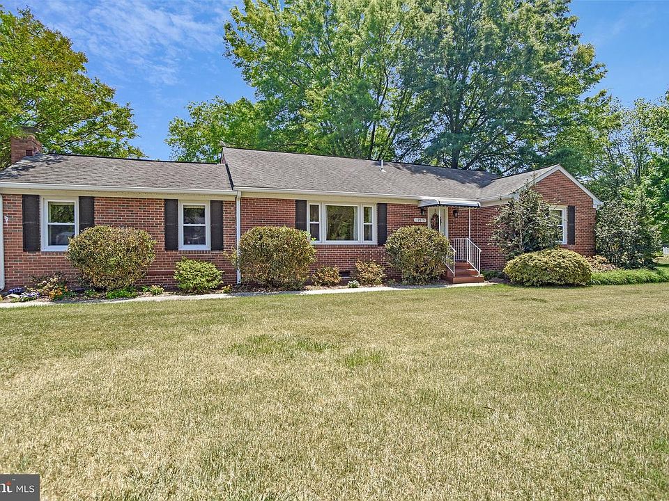 1st image of 12815 Thompson Dr