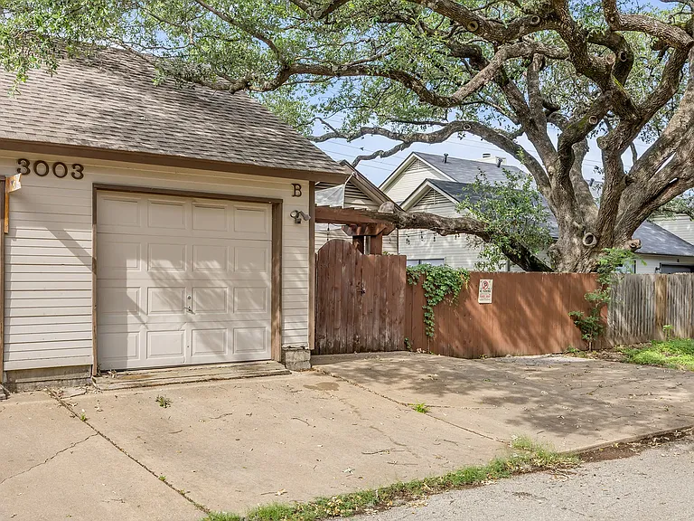 3003 W Slaughter Ln #B — Photo 25