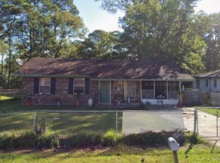 5680 Rose Dr, Moss Point, MS 39563