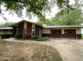 13 Autumn Rd, Arkansas City, KS 67005