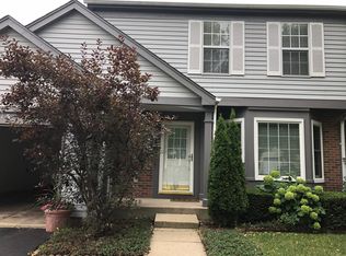 615 Sandwedge Pl, Gurnee, IL 60031