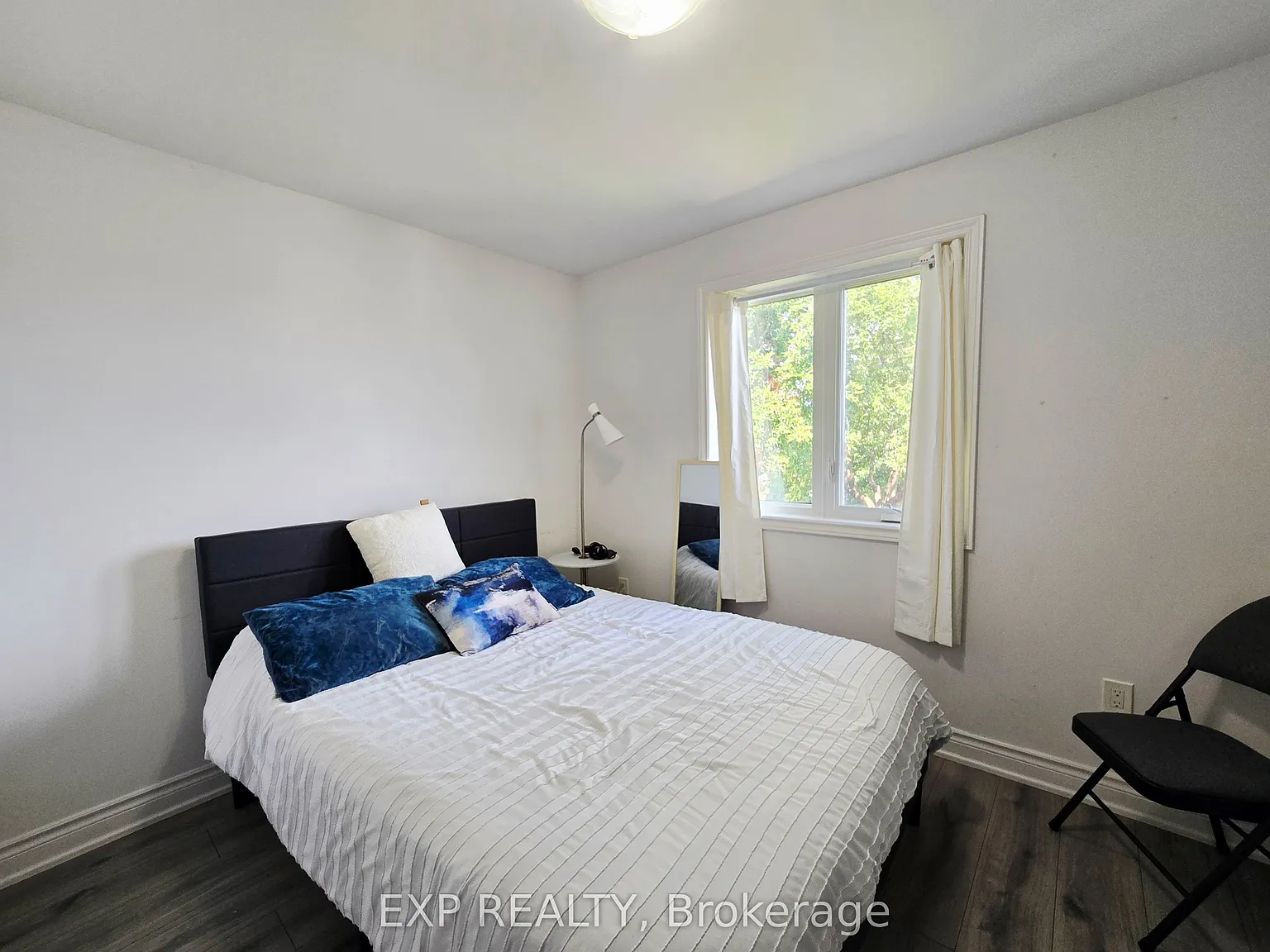 4 bed, $2,700 — Photo 2